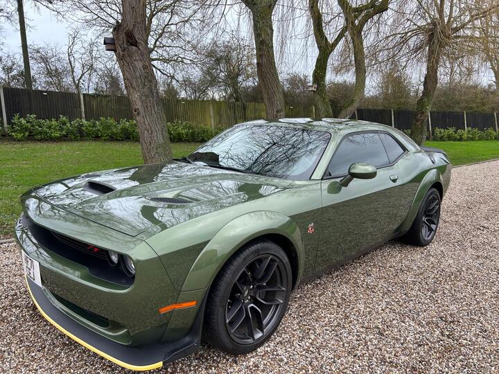 Dodge Challenger SRT 6.4 WIDEBODY