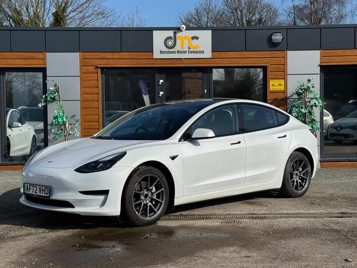 Tesla Model 3 Auto RWD 4dr
