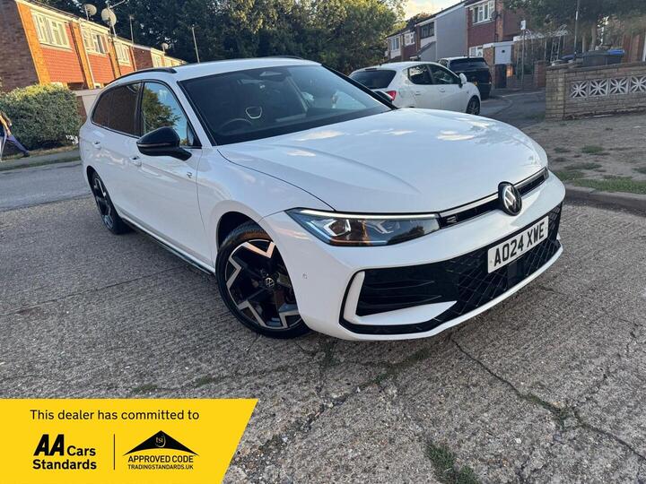 Volkswagen PASSAT 1.5 ETSI MHEV R-Line DSG Euro 6 (s/s) 5dr