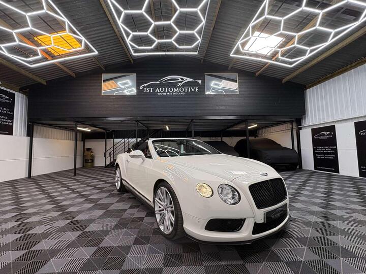 Bentley Continental 6.0 W12 GTC Auto 4WD Euro 5 2dr Bentley Continental 6.0 W12 GTC Auto 4WD Euro 5 2dr