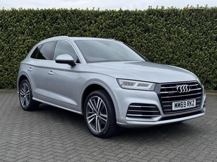 Audi Q5 2.0 TFSIe 55 S Line Competition S Tronic Quattro Euro 6 (s/s) 5dr 14.1kWh