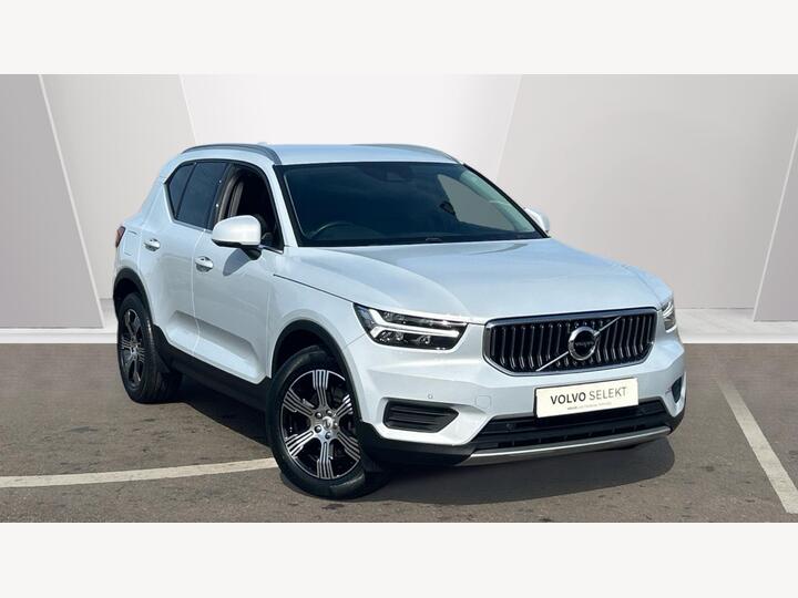 Volvo XC40 2.0 B4 MHEV Inscription DCT Auto Euro 6 (s/s) 5dr