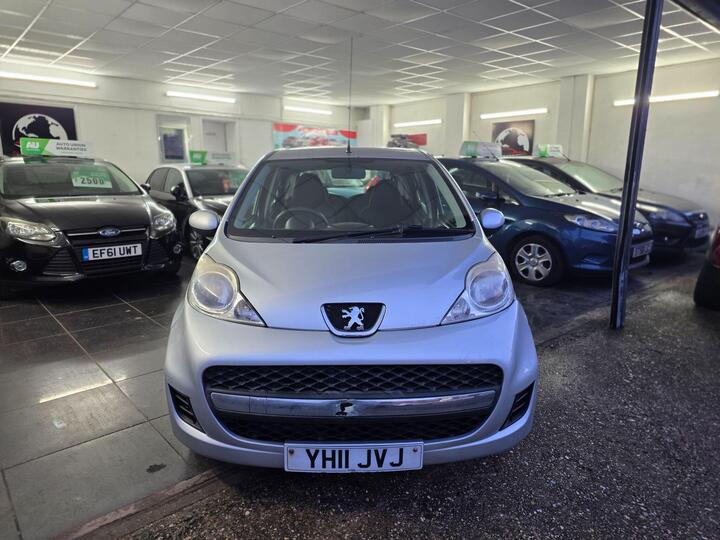 Peugeot 107 1.0 12V Urban Euro 5 5dr