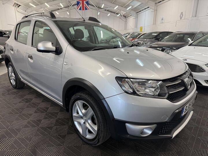Dacia Sandero Stepway 1.5 DCi Laureate Euro 5 5dr