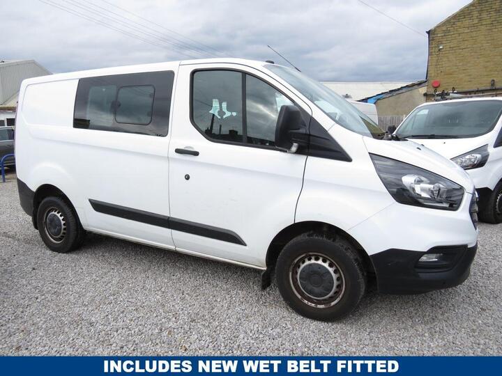 Ford TRANSIT CUSTOM 2.0 300 EcoBlue Crew Van L1 H1 Euro 6 5dr (6 Seat) Ford TRANSIT CUSTOM 2.0 300 EcoBlue Crew Van L1 H1 Euro 6 5dr (6 Seat)