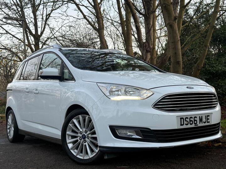 Ford Grand C-Max 1.5 TDCi Titanium Euro 6 (s/s) 5dr Ford Grand C-Max 1.5 TDCi Titanium Euro 6 (s/s) 5dr