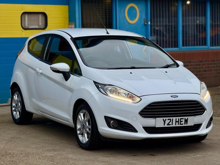 Ford Fiesta 1.0T EcoBoost Zetec Euro 6 (s/s) 3dr