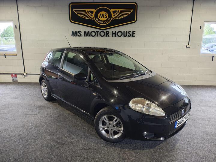 Fiat Grande Punto 1.4 Dynamic Sport 3dr Fiat Grande Punto 1.4 Dynamic Sport 3dr