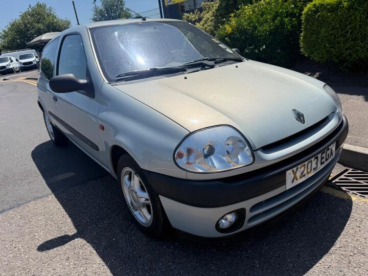Renault Clio 1.4 16v Si 3dr