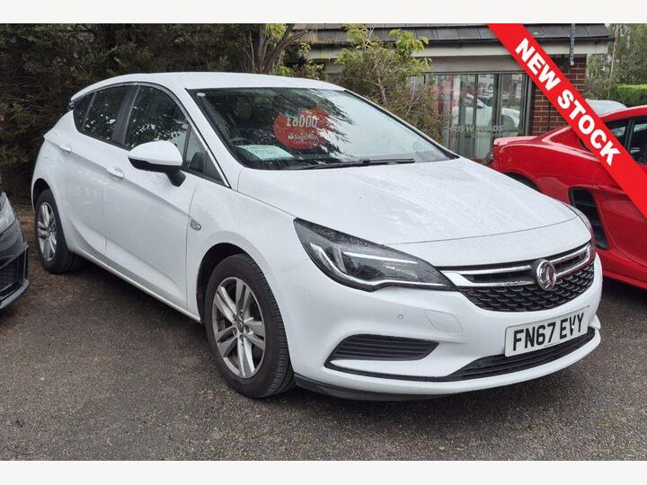 Vauxhall ASTRA 1.6 CDTi BlueInjection Tech Line Nav Euro 6 (s/s) 5dr