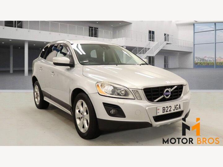 Volvo XC60 2.4 D5 SE Lux Premium Geartronic AWD Euro 4 5dr