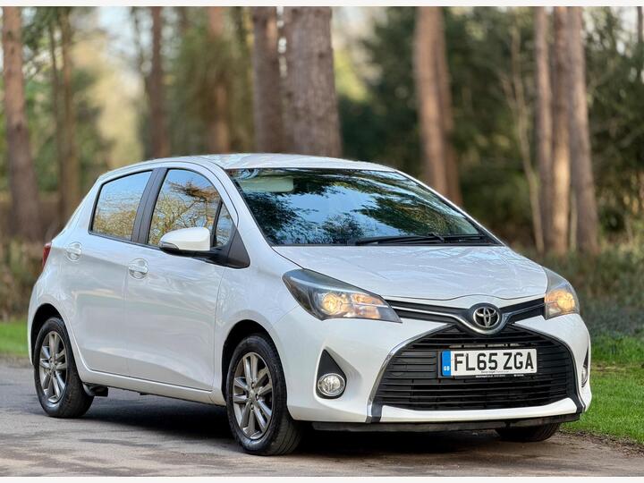 Toyota Yaris 1.33 Dual VVT-i Icon Euro 5 5dr Euro 5