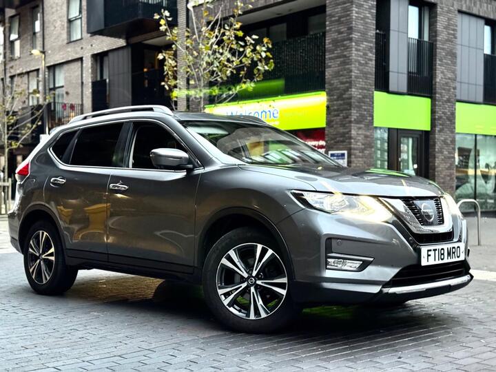 Nissan X-Trail 1.6 DCi N-Connecta 4WD Euro 6 (s/s) 5dr Nissan X-Trail 1.6 DCi N-Connecta 4WD Euro 6 (s/s) 5dr