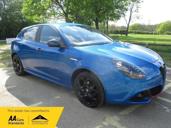 Alfa Romeo Giulietta 1.6 JTDM-2 Speciale Euro 6 (s/s) 5dr