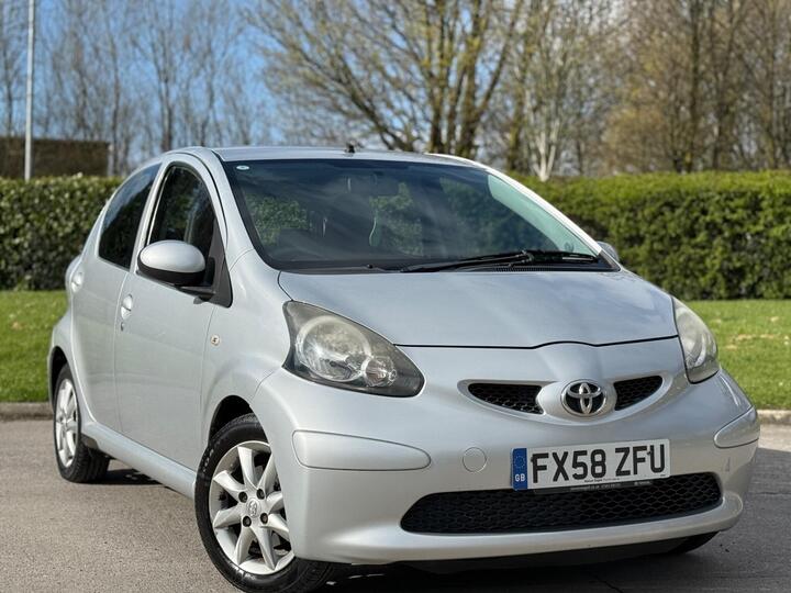 Toyota AYGO 1.0 VVT-i Platinum Euro 4 5dr