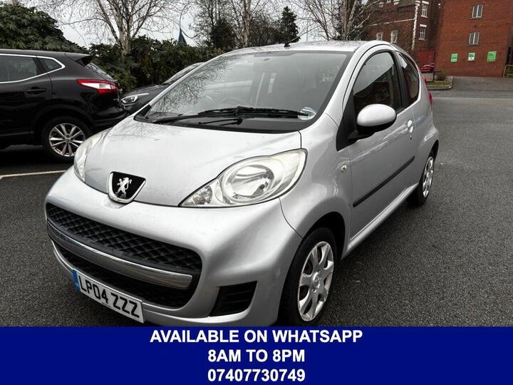 Peugeot 107 1.0 12V Urban Euro 4 3dr Peugeot 107 1.0 12V Urban Euro 4 3dr