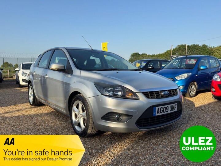 Ford FOCUS 1.6 Zetec 5dr