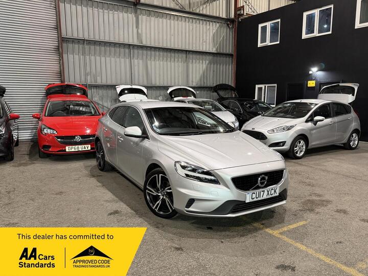 Volvo V40 2.0 T2 R-Design Pro Euro 6 (s/s) 5dr