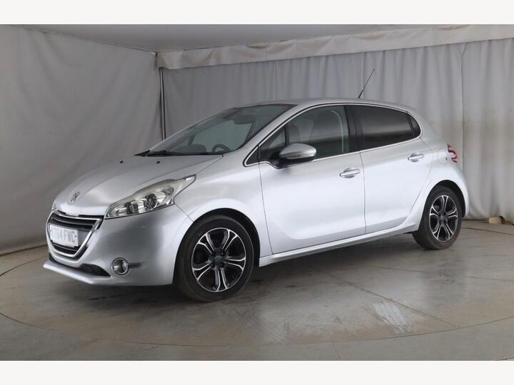 Peugeot 208 1.2 VTi PureTech Allure Euro 5 5dr