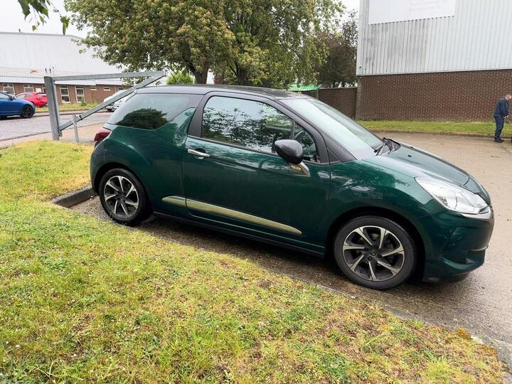 DS AUTOMOBILES DS 3 1.2 PureTech Elegance Euro 6 (s/s) 3dr