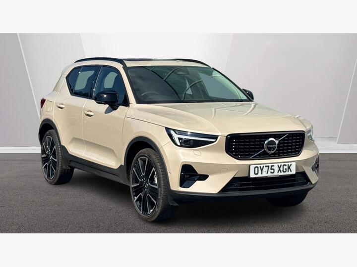Volvo XC40 2.0 B4 MHEV Ultra Dark DCT Auto Euro 6 (s/s) 5dr
