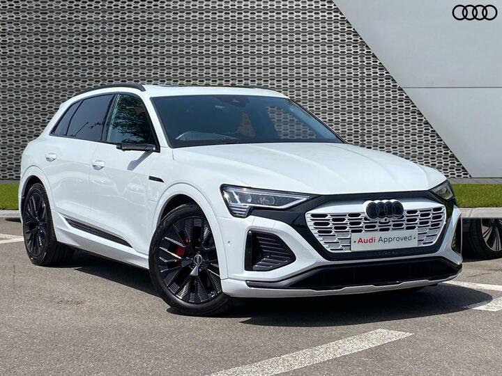 Audi Q8 55 Launch Edition Auto Quattro 5dr 114kWh (22kW Charger) Audi Q8 55 Launch Edition Auto Quattro 5dr 114kWh (22kW Charger)