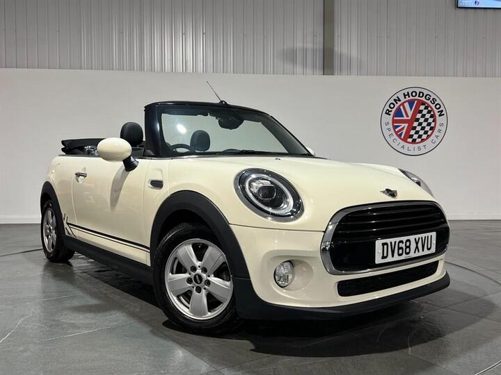 MINI Convertible 1.5 Cooper Steptronic Euro 6 (s/s) 2dr