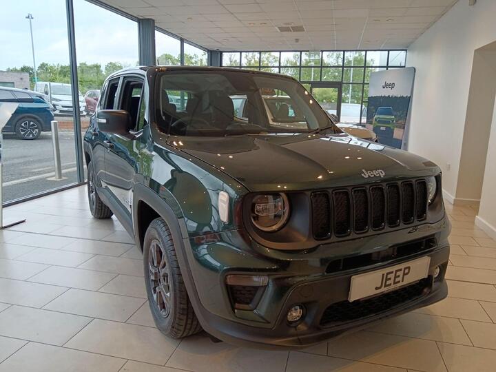 Jeep Renegade 1.5 T4 E-Hybrid MHEV Altitude DCT Euro 6 (s/s) 5dr