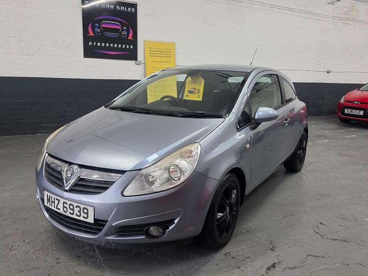 Vauxhall Corsa 1.4i 16v SE 3dr (a/c)