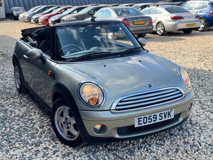 MINI Convertible 1.6 Cooper Euro 4 2dr