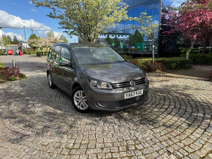 Volkswagen Touran 1.6 TDI BlueMotion Tech SE DSG Euro 5 (s/s) 5dr