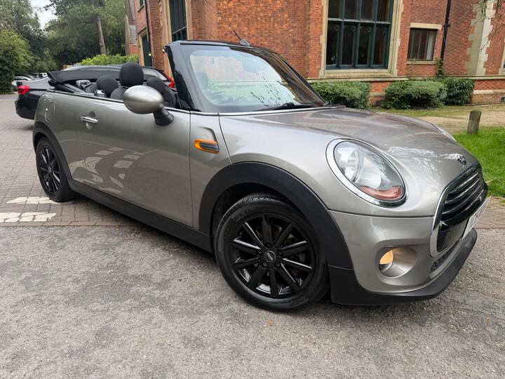 MINI Convertible 1.5 Cooper Auto Euro 6 (s/s) 2dr