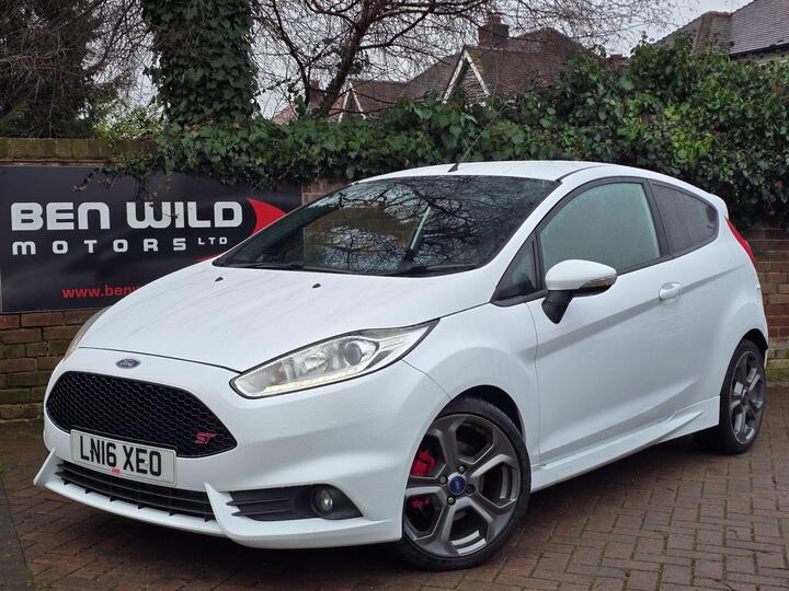 Ford Fiesta 1.6T EcoBoost ST-2 Euro 6 3dr