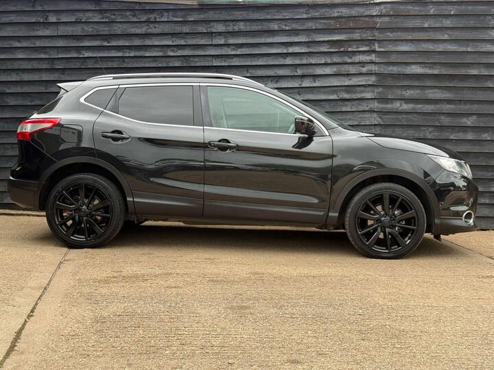 Nissan QASHQAI 1.6 DCi Tekna XTRON 2WD Euro 6 (s/s) 5dr