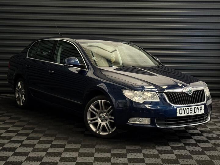Skoda Superb 2.0 TDI Elegance DSG Euro 4 5dr
