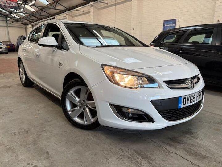 Vauxhall Astra 1.6i SRi Euro 6 5dr