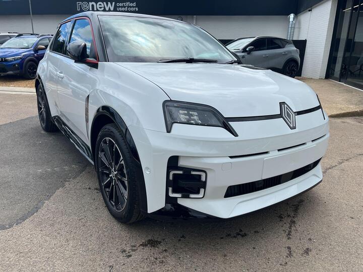 Renault 5 E-Tech Electric Comfort Range 52kWh Iconic Five+ Auto 5dr