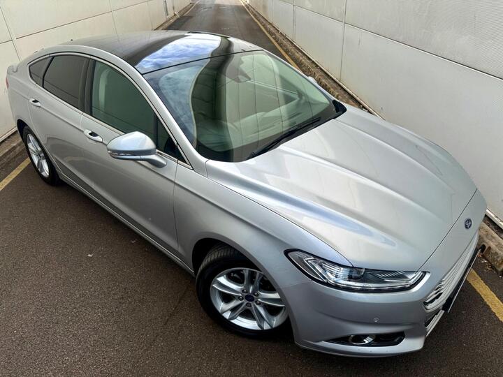 Ford Mondeo 2.0 TDCi Titanium Powershift Euro 6 (s/s) 5dr