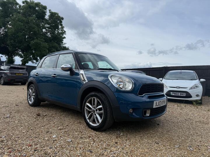 MINI Countryman 2.0 Cooper SD Euro 5 (s/s) 5dr MINI Countryman 2.0 Cooper SD Euro 5 (s/s) 5dr