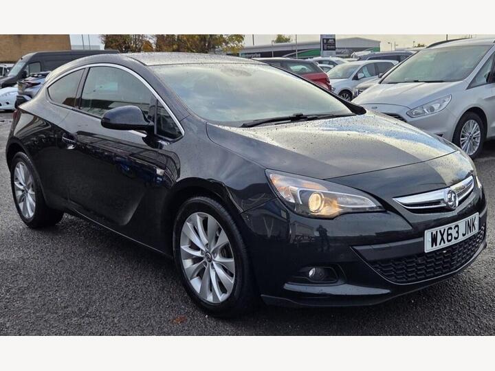 Vauxhall Astra GTC 1.4T SRi Euro 5 (s/s) 3dr Vauxhall Astra GTC 1.4T SRi Euro 5 (s/s) 3dr