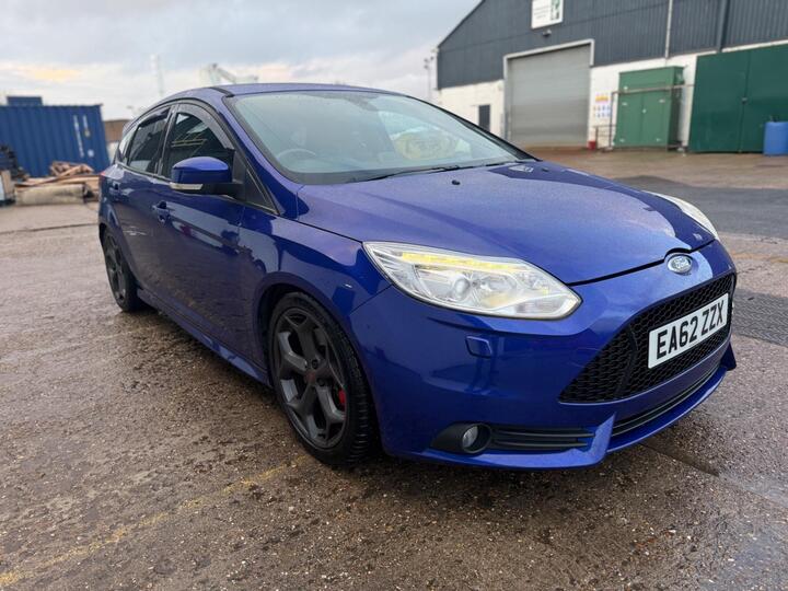 Ford Focus 2.0T EcoBoost ST-3 Euro 5 (s/s) 5dr