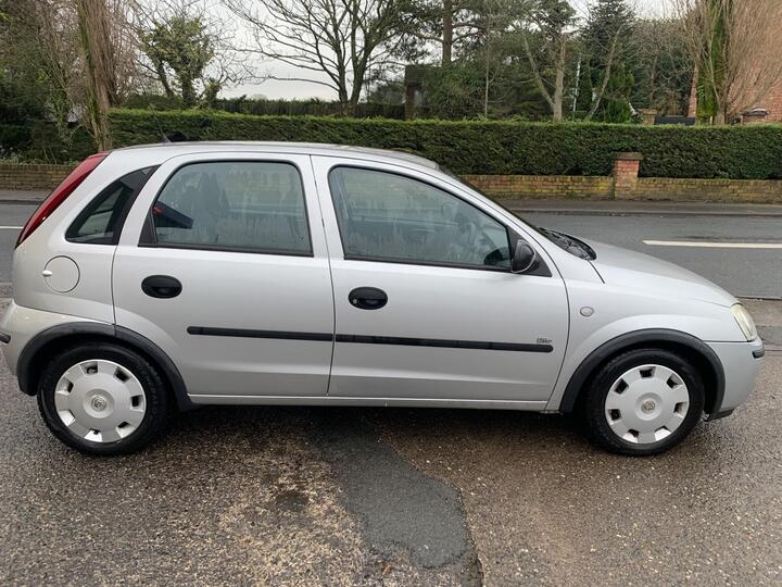 Vauxhall Corsa 1.2i 16v Life 5dr