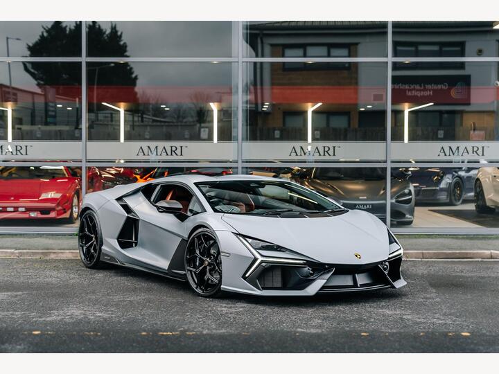 Lamborghini Revuelto 6.5 V12 HPEV 3.8kWh AMT 4WD Euro 6 2dr