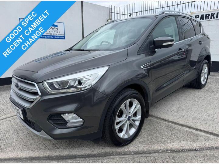 Ford KUGA 2.0 TDCi Titanium Euro 6 (s/s) 5dr