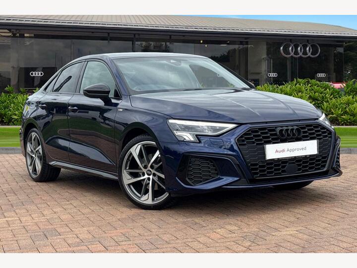 Audi A3 Saloon 2.0 TDI 35 Black Edition S Tronic Euro 6 (s/s) 4dr