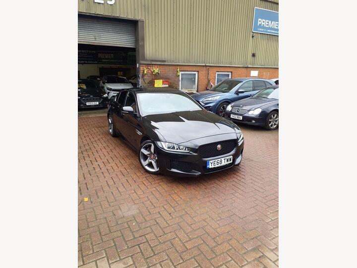 Jaguar XE 2.0d R-Sport Auto Euro 6 (s/s) 4dr