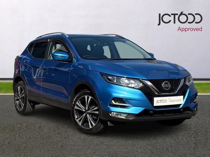 Nissan Qashqai 1.3 DIG-T N-Connecta Euro 6 (s/s) 5dr