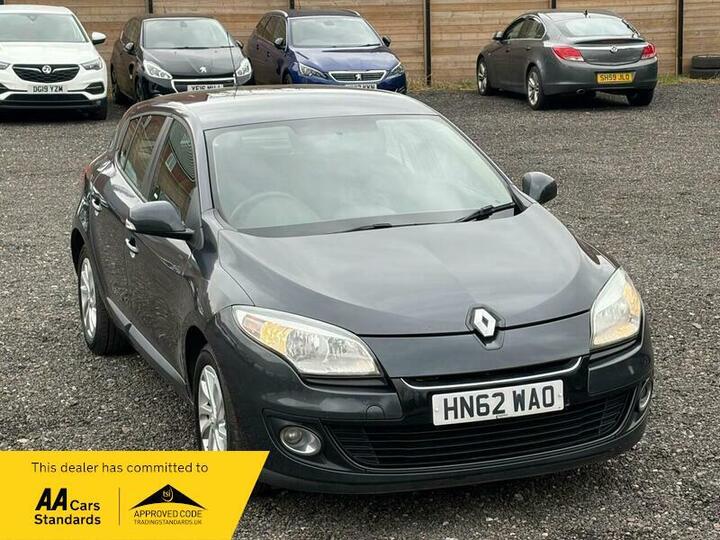 Renault Megane 1.5 DCi Expression + Euro 5 5dr Renault Megane 1.5 DCi Expression + Euro 5 5dr