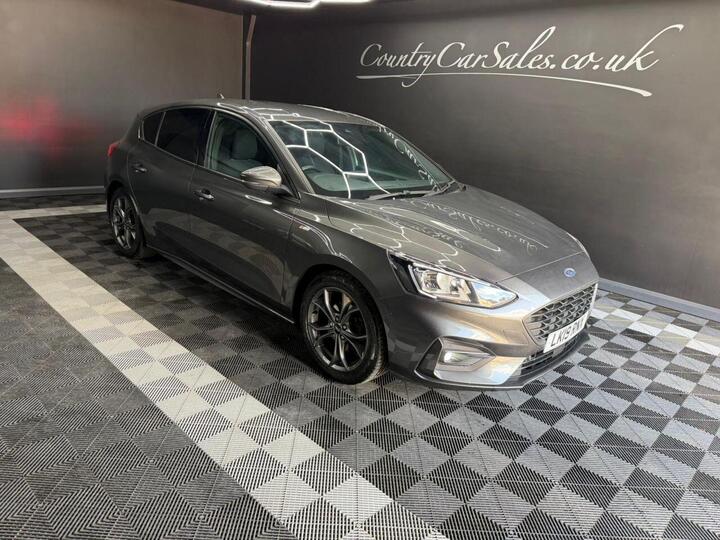 Ford FOCUS 1.0T EcoBoost ST-Line Euro 6 (s/s) 5dr