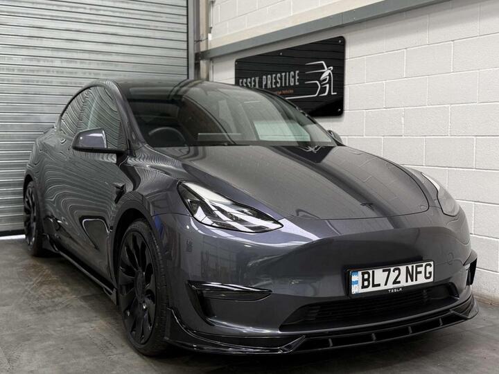 Tesla MODEL Y (Dual Motor) Performance Auto 4WDE 5dr